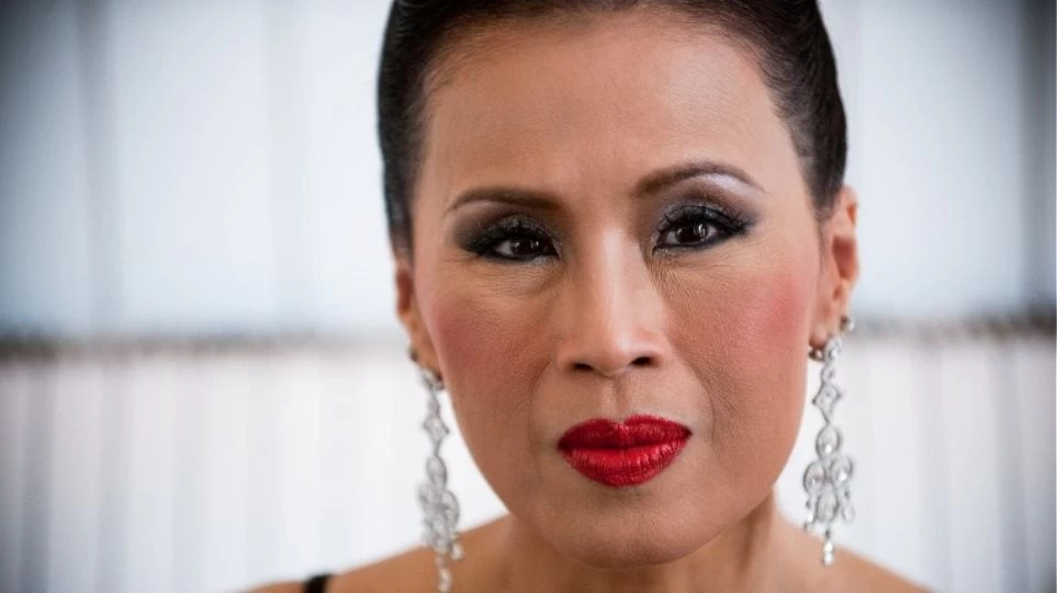 Ταϊλάνδη: Η αδερφή του «βασιλιά με το μπουστάκι» βάζει υποψηφιότητα για πρωθυπουργός!